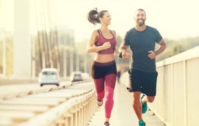 What Is the Difference Between Activewear and Sportswear? What Is the Difference Between Activewear and Sportswear?